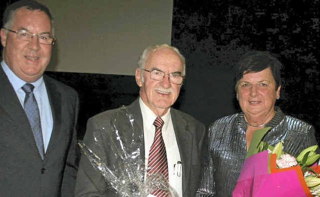 Daily News general manager Bruce Partridge, Mayor Ron Bellingham, Kath Bellingham and Warwick Credit Union CEO Lewis von Stieglitz after the presentation on Monday night at the Warwick RSL Memorial Club. Daily News general manager Bruce Partridge, Mayor Ron Bellingham, Kath Bellingham and Warwick Credit Union CEO Lewis von Stieglitz after the presentation on Monday night at the Warwick RSL Memorial Club.